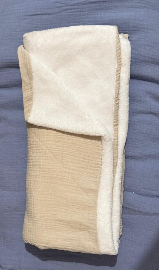 Couverture bébé personnalisable – Broderie prénom